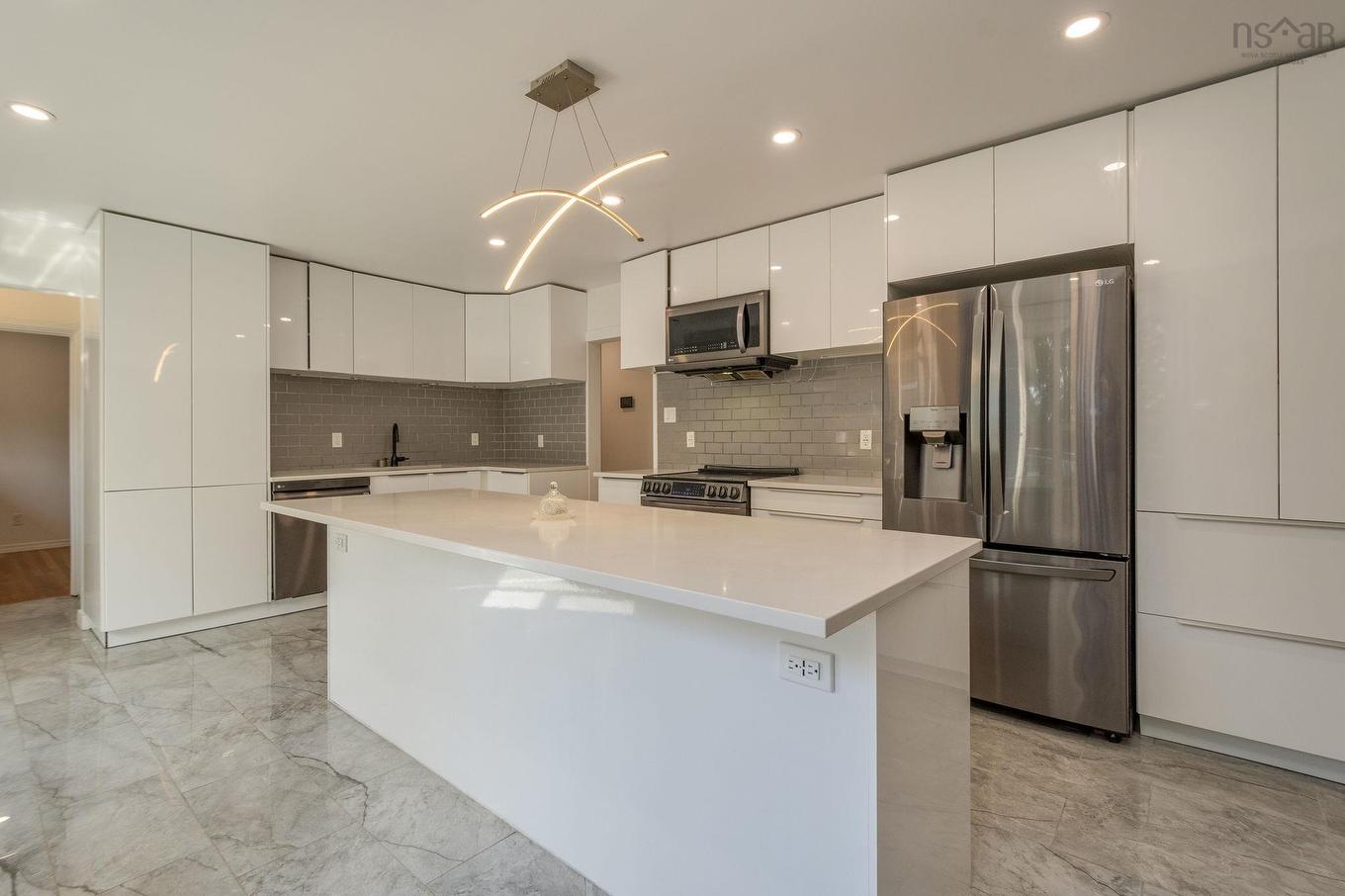 1 Grandview Drive, Dartmouth, NS