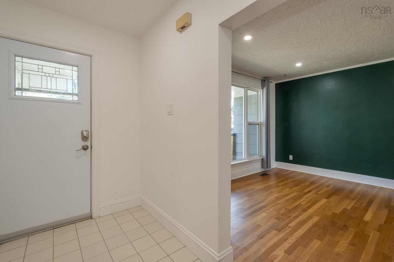 1 Grandview Drive, Dartmouth, NS