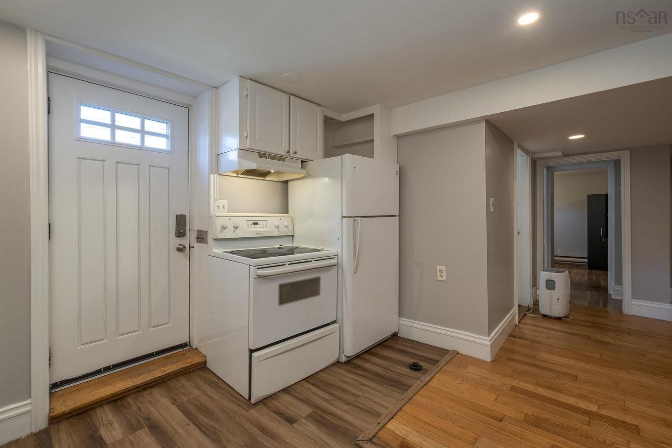 1 Grandview Drive, Dartmouth, NS