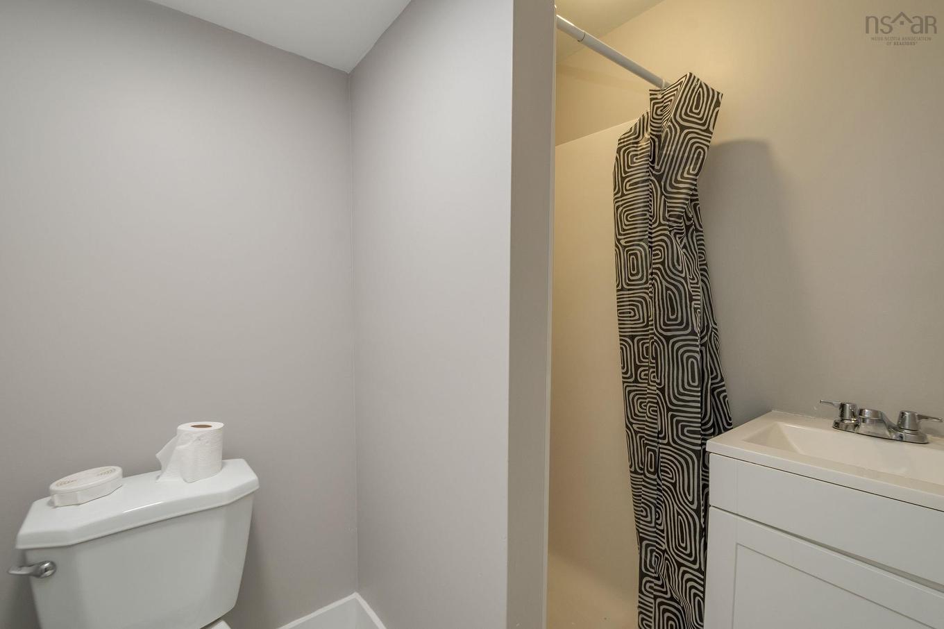 1 Grandview Drive, Dartmouth, NS