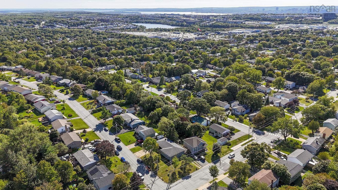 1 Grandview Drive, Dartmouth, NS