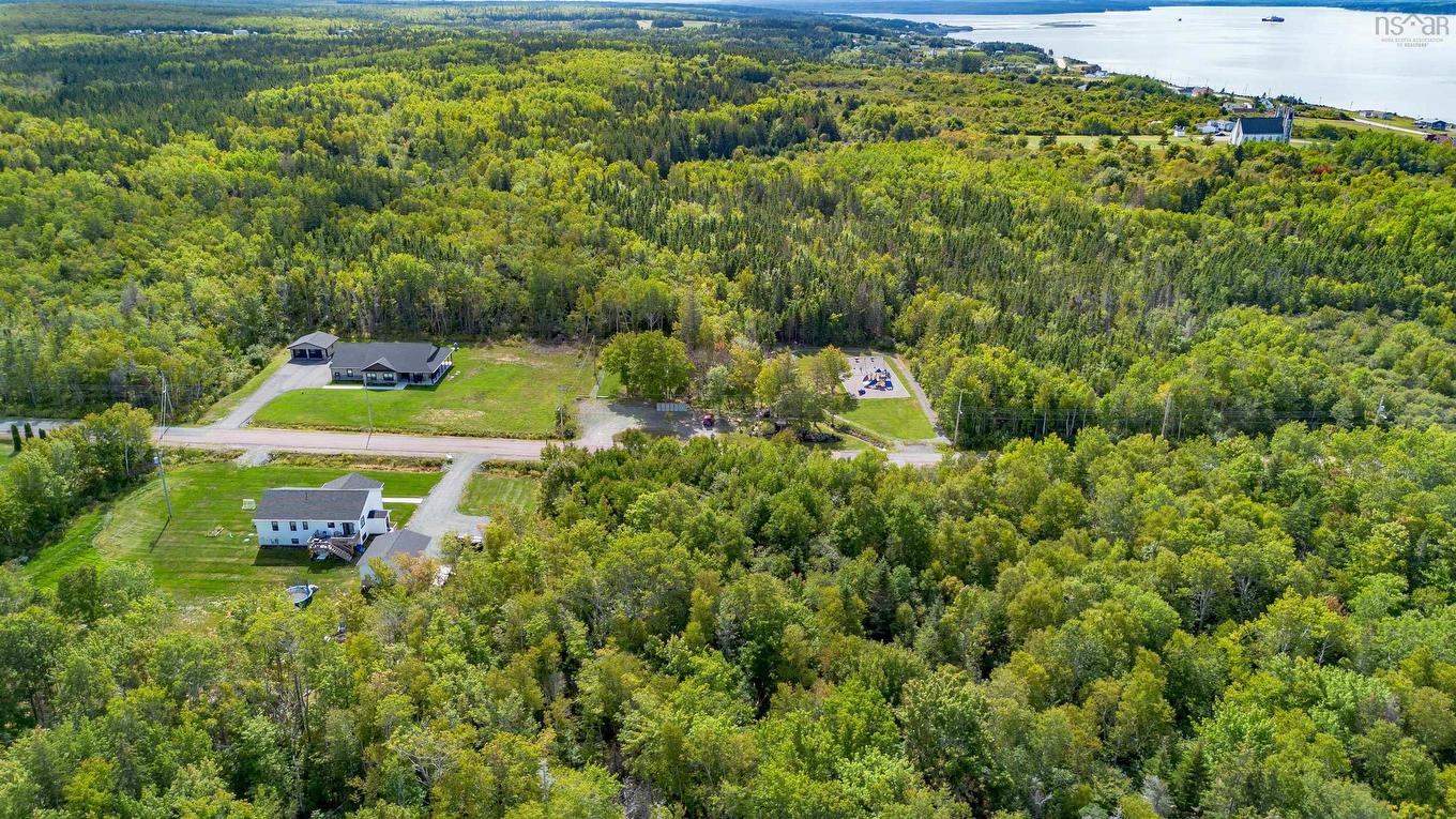 17 Mackesey Drive, Victoria Mines, NS