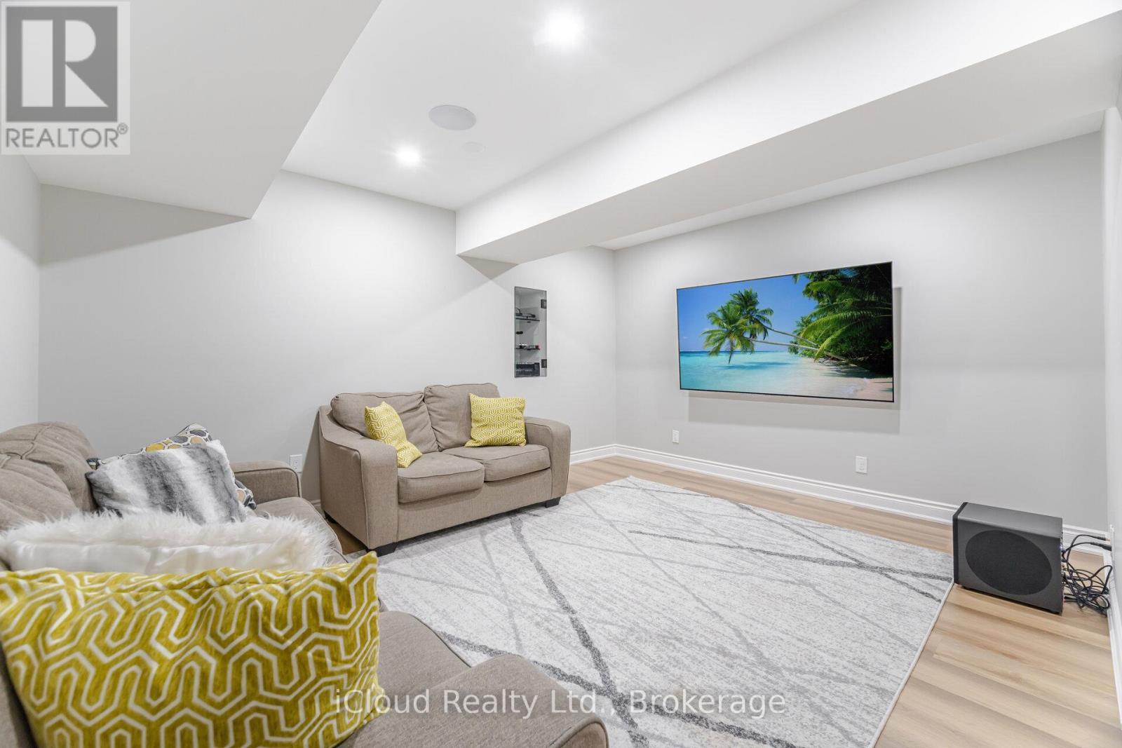 4 Deer View Ridge, Puslinch, ON - Indoor