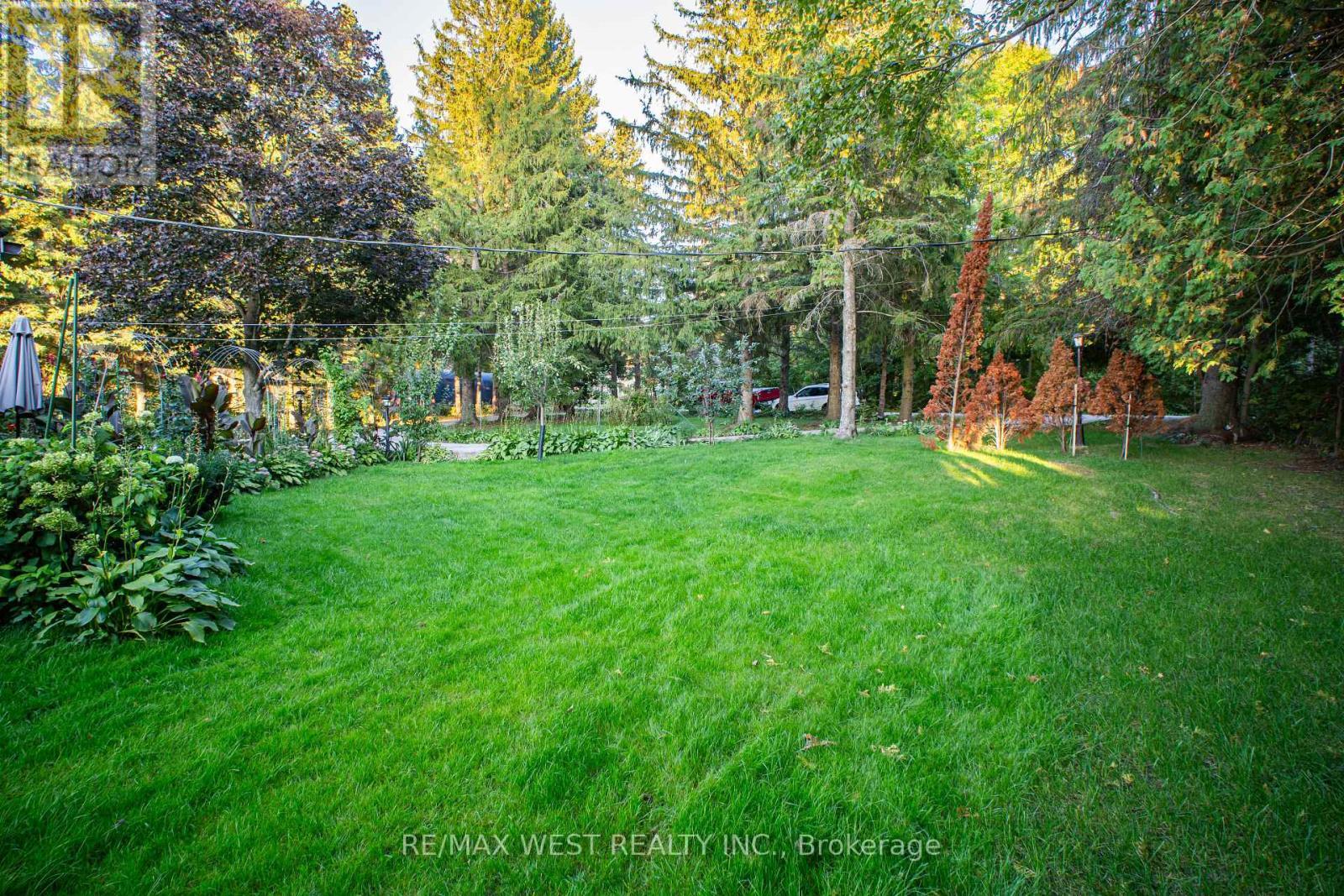 1392 Island View Drive, Selwyn, ON - Outdoor