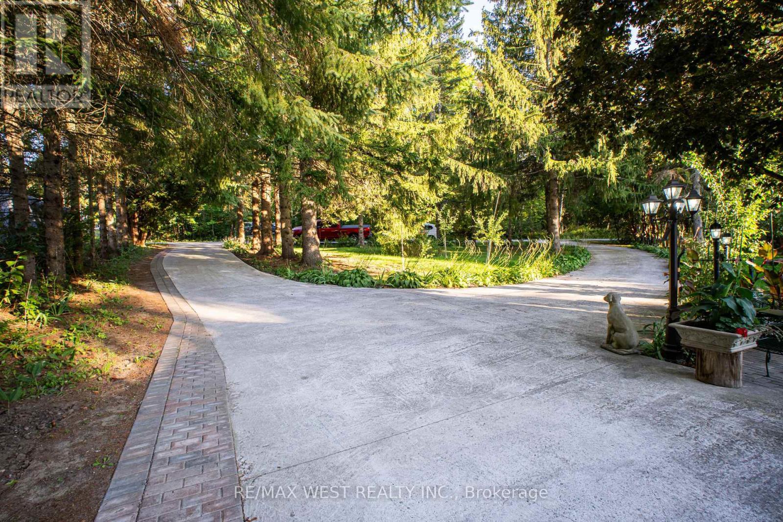 1392 Island View Drive, Selwyn, ON - Outdoor