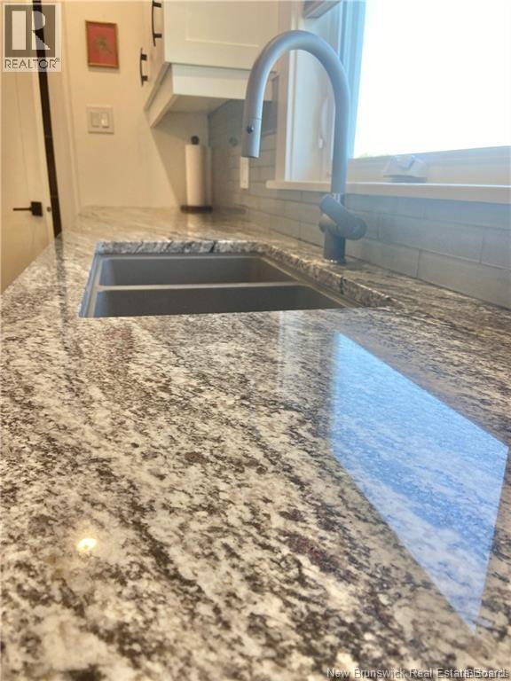 9 Flagstone Drive, Quispamsis, NB - Indoor Photo Showing Kitchen With Double Sink