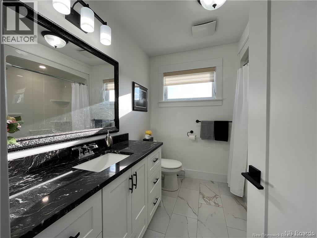 9 Flagstone Drive, Quispamsis, NB - Indoor Photo Showing Bathroom