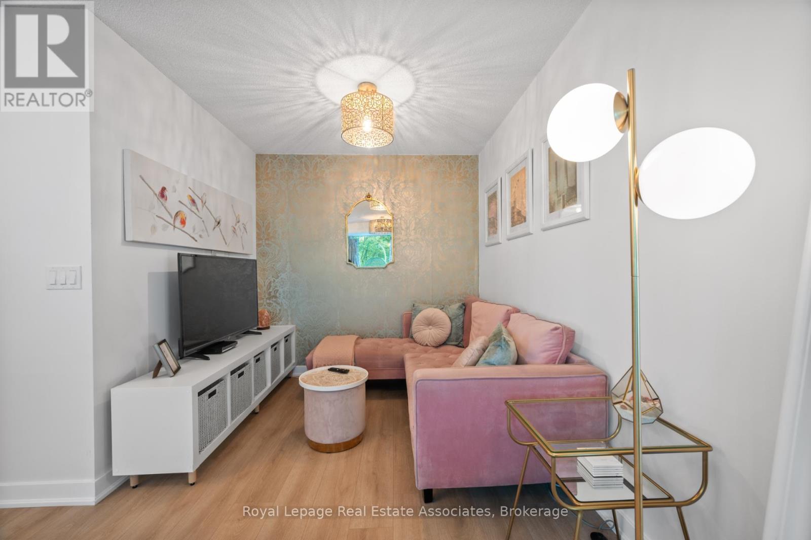 222 - 80 Western Battery Road, Toronto, ON - Indoor