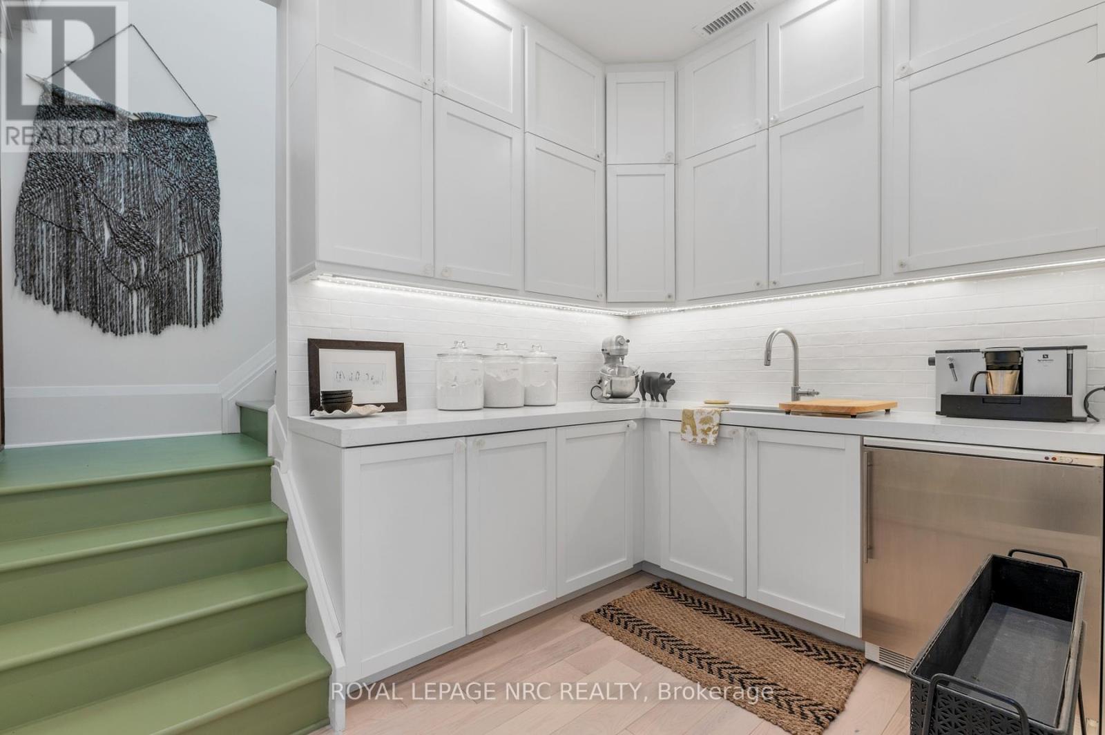 244 West Street, Port Colborne (Sugarloaf), ON