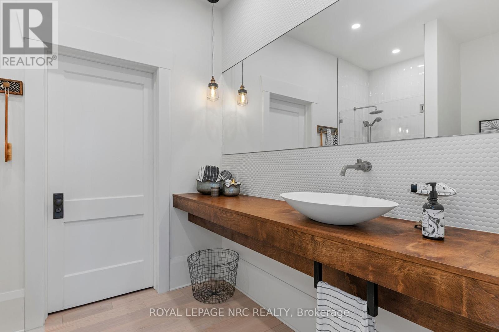 244 West Street, Port Colborne (Sugarloaf), ON