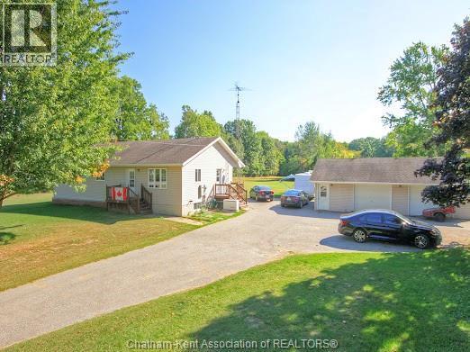 30089 West Bothwell Road, Bothwell, ON - Outdoor
