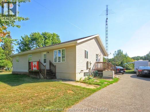 30089 West Bothwell Road, Bothwell, ON - Outdoor