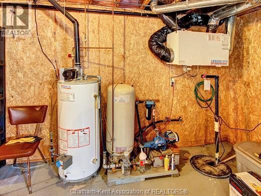 30089 West Bothwell Road, Bothwell, ON - Indoor Photo Showing Basement