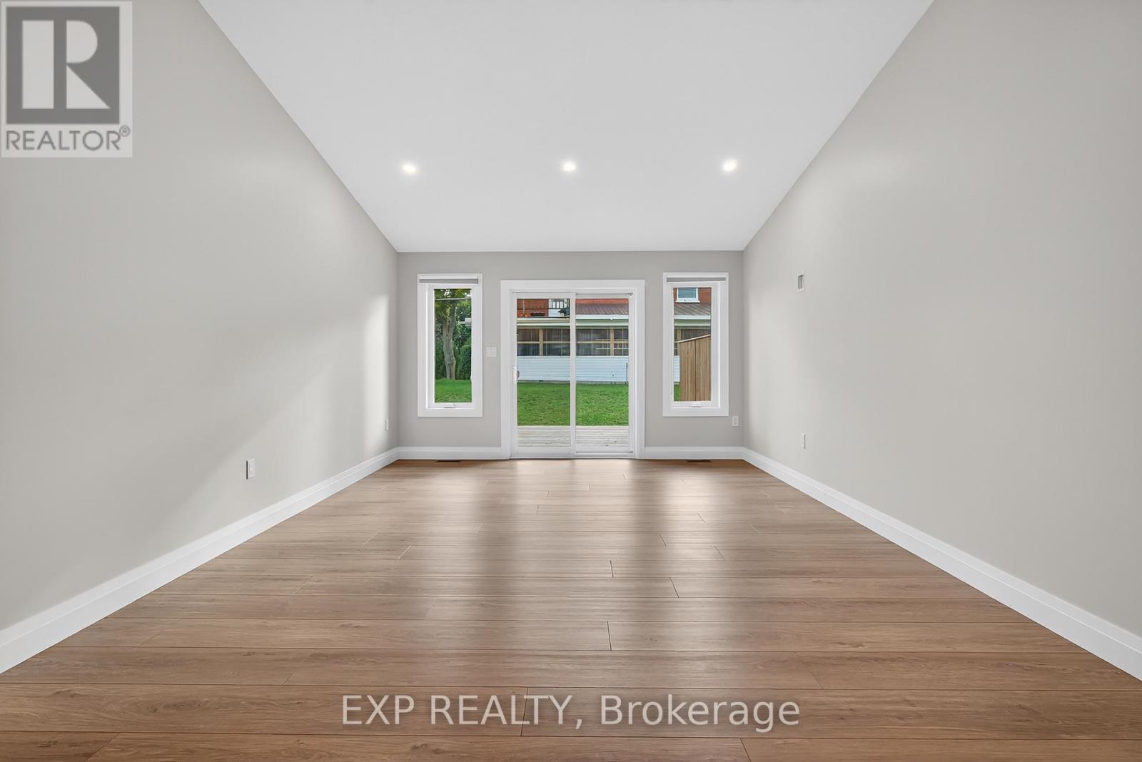 166 Webb Street, Minto, ON - Indoor Photo Showing Other Room