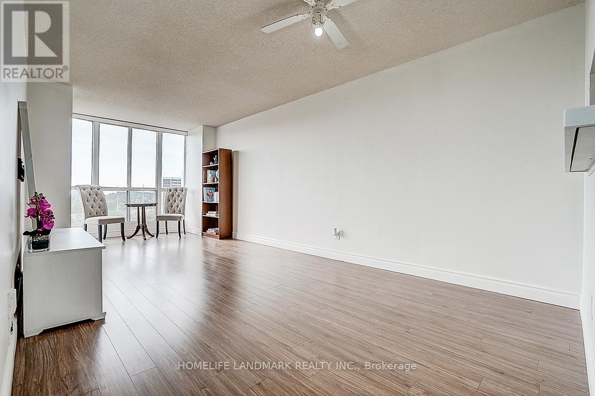 915 - 2550 Lawrence Avenue E, Toronto, ON - Indoor