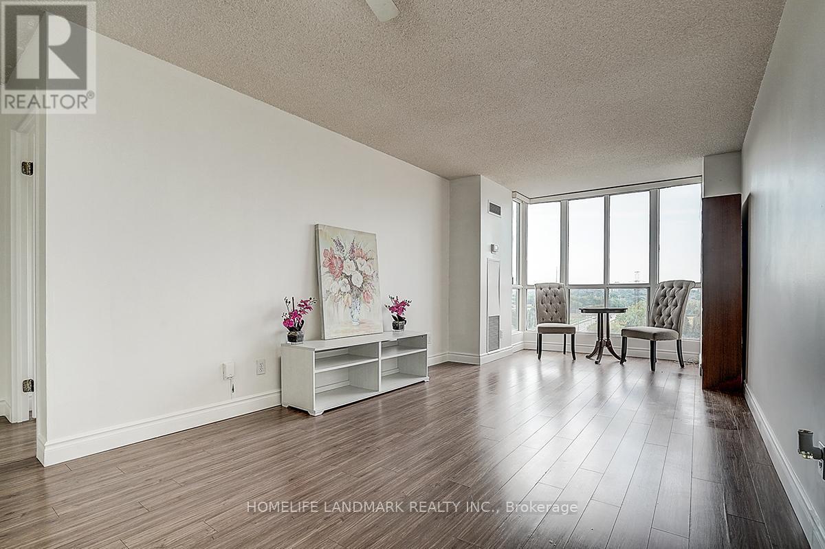 915 - 2550 Lawrence Avenue E, Toronto, ON - Indoor Photo Showing Other Room