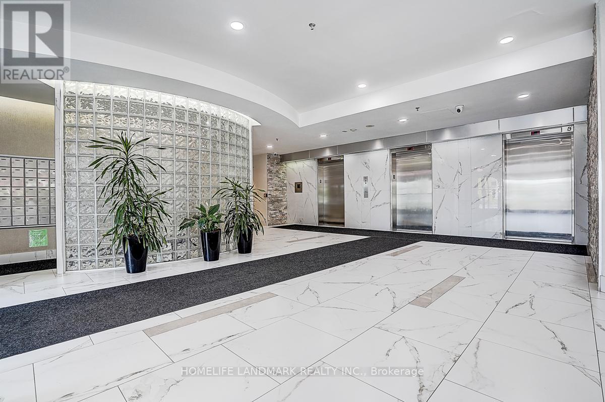 915 - 2550 Lawrence Avenue E, Toronto, ON - Indoor Photo Showing Other Room