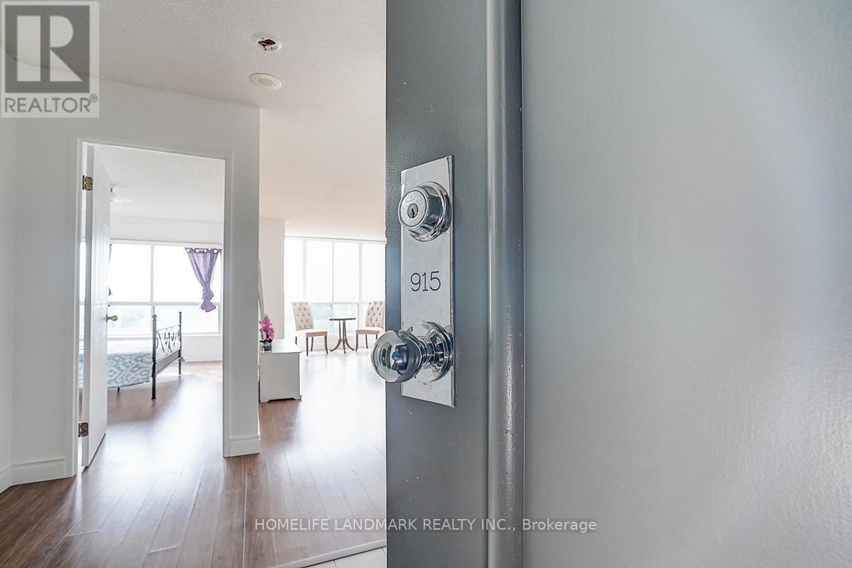 915 - 2550 Lawrence Avenue E, Toronto, ON - Indoor Photo Showing Other Room