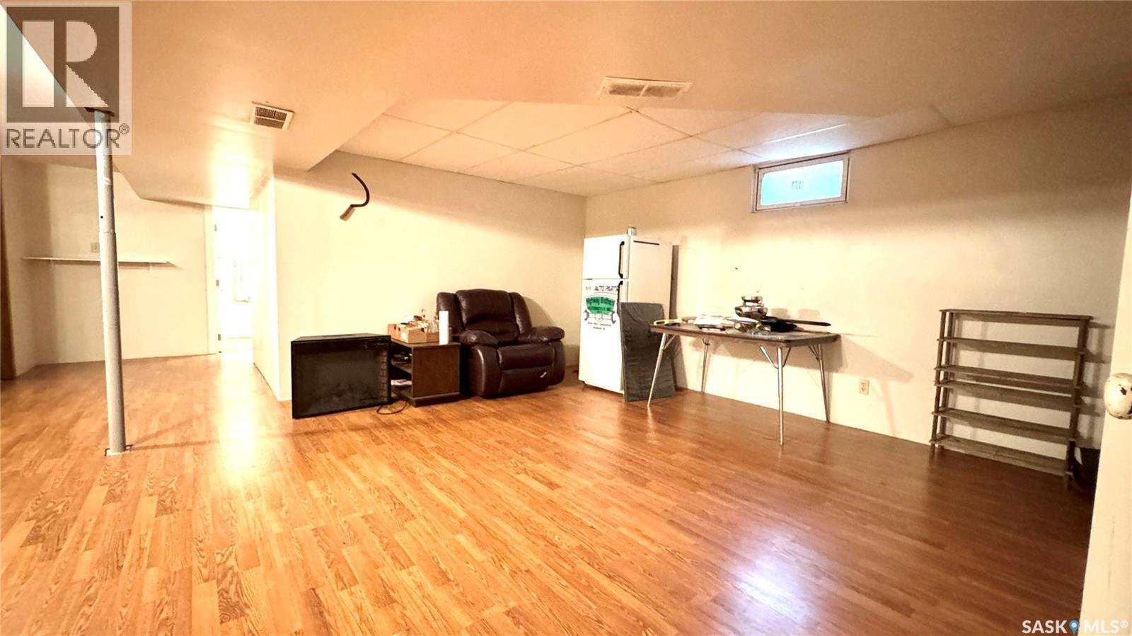 433 Garfield Street, Davidson, SK - Indoor