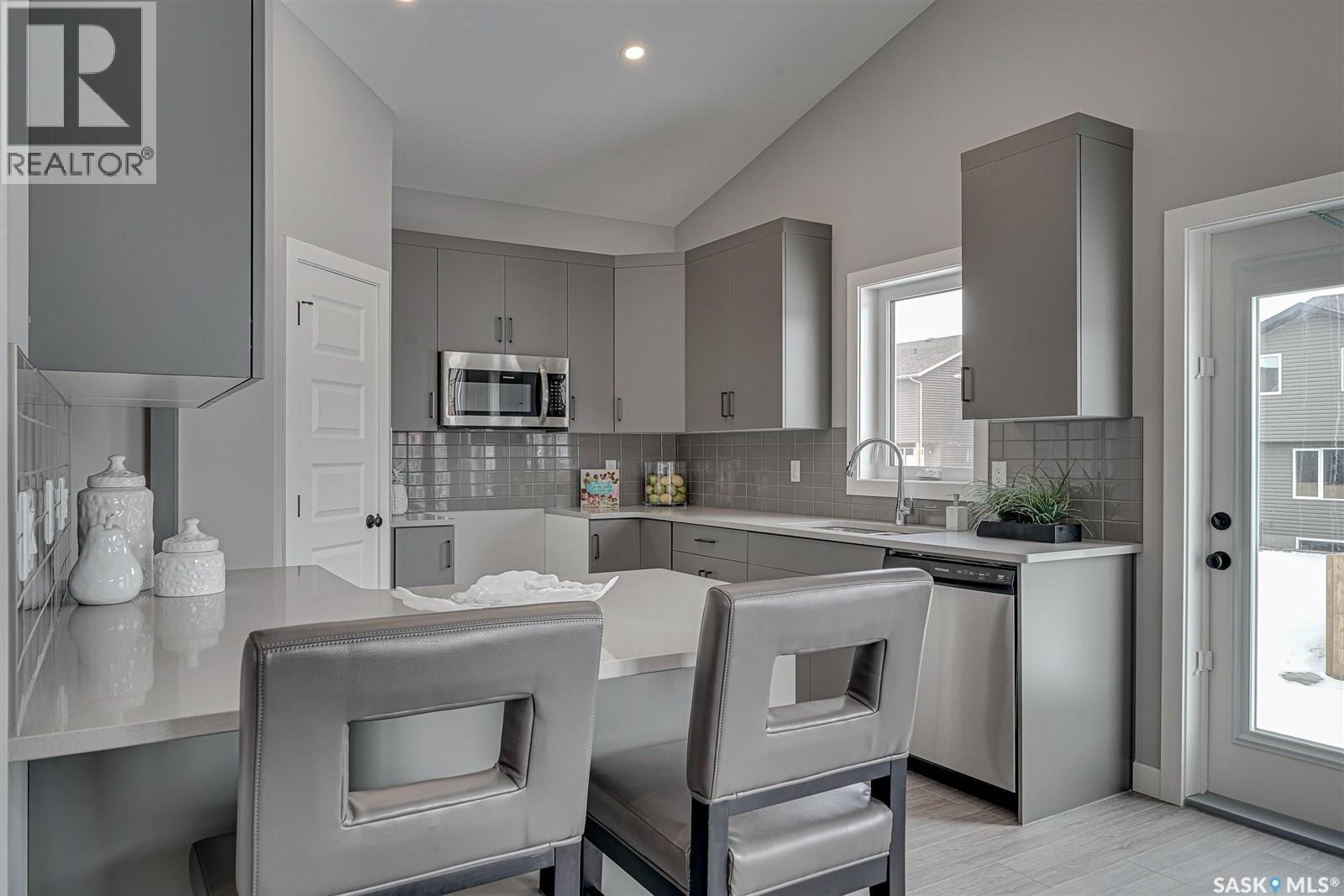 503 Asokan Avenue, Saskatoon, SK - Indoor Photo Showing Other Room