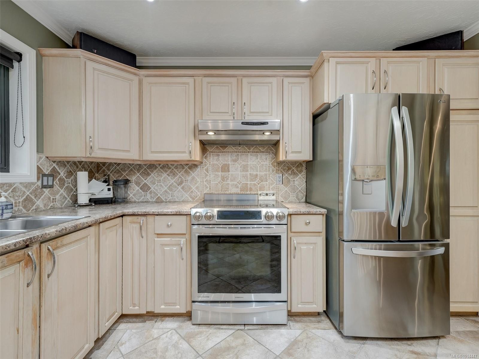 764 Westbury Rd, Saanich, BC