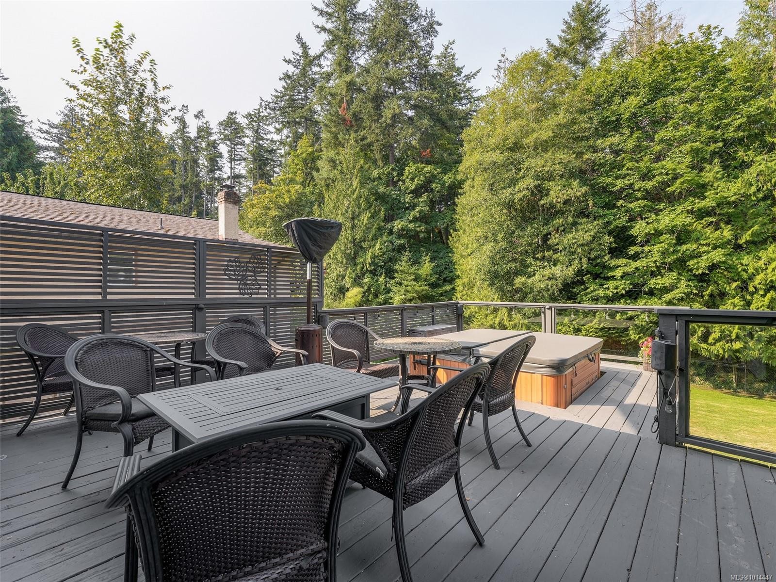 764 Westbury Rd, Saanich, BC