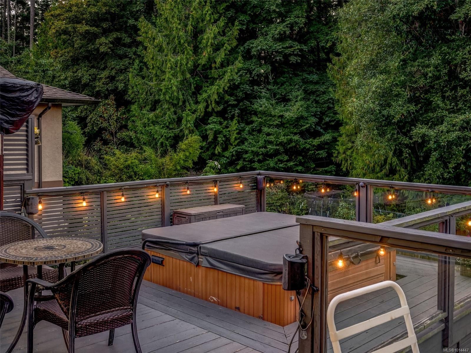 764 Westbury Rd, Saanich, BC