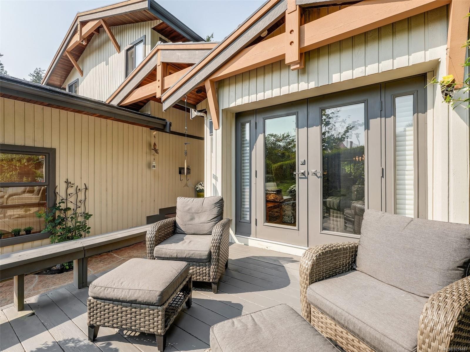 764 Westbury Rd, Saanich, BC