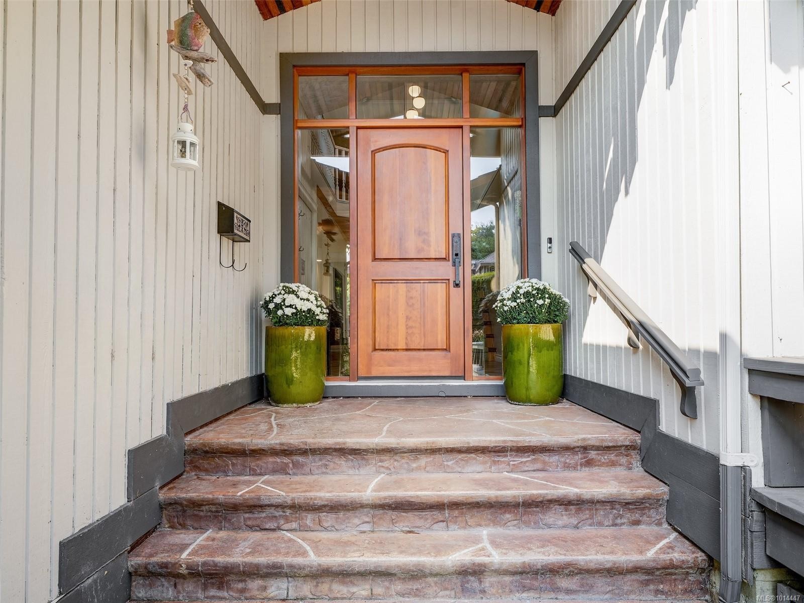 764 Westbury Rd, Saanich, BC