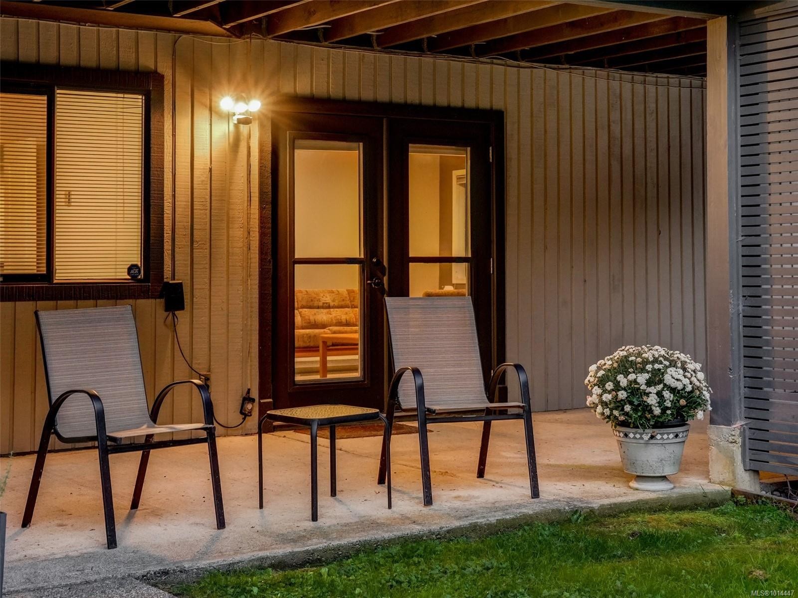 764 Westbury Rd, Saanich, BC