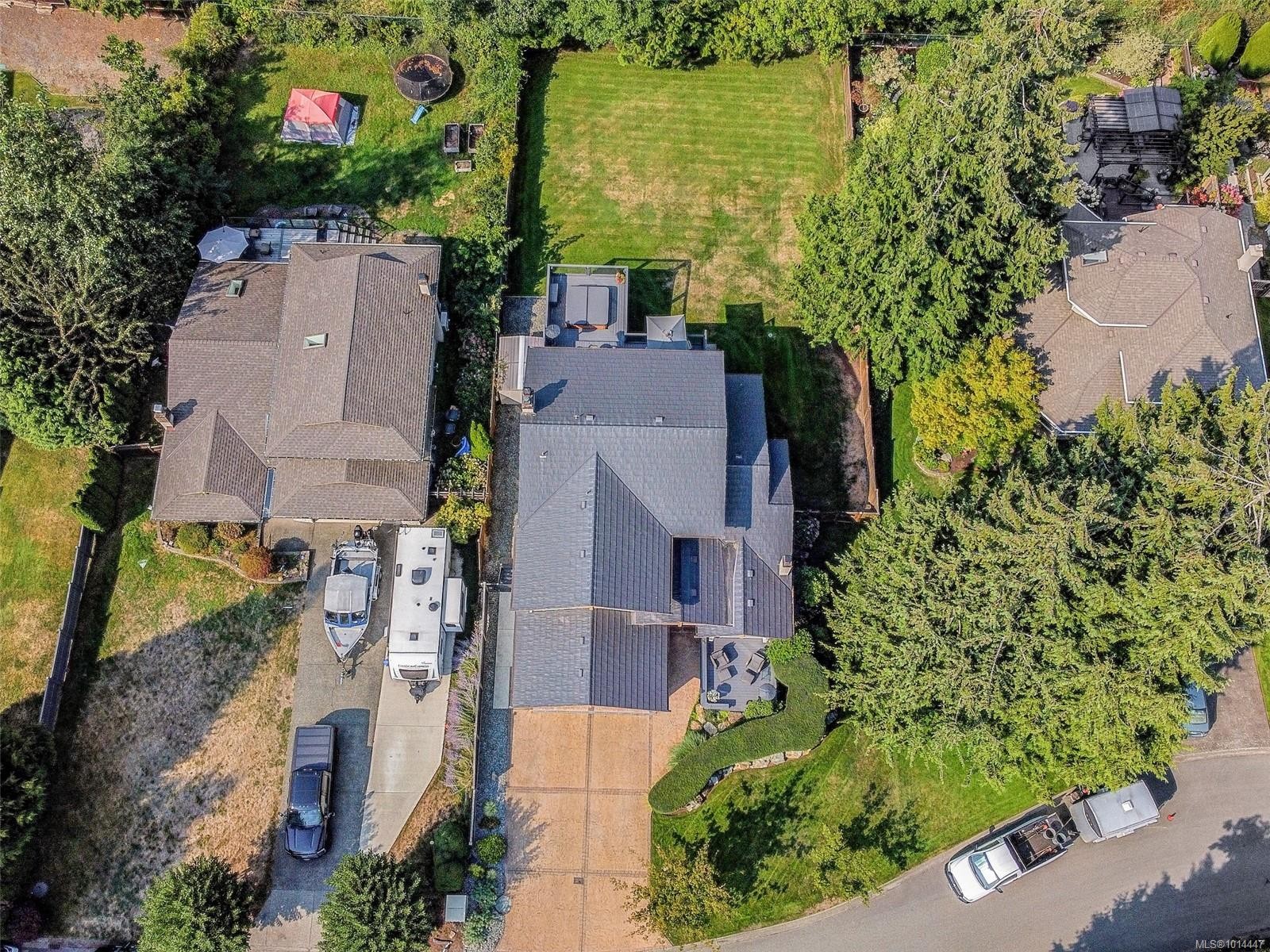 764 Westbury Rd, Saanich, BC