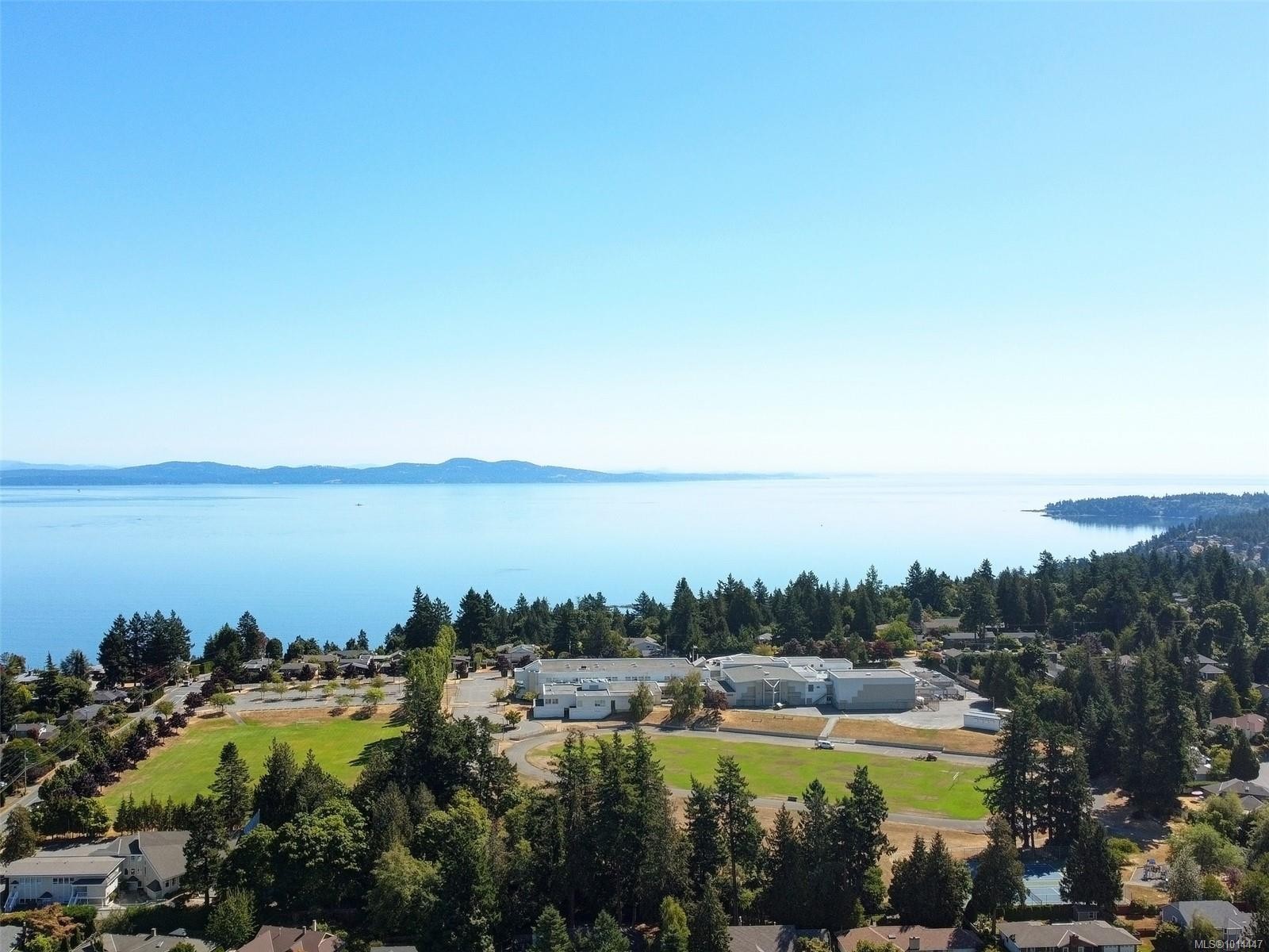 764 Westbury Rd, Saanich, BC