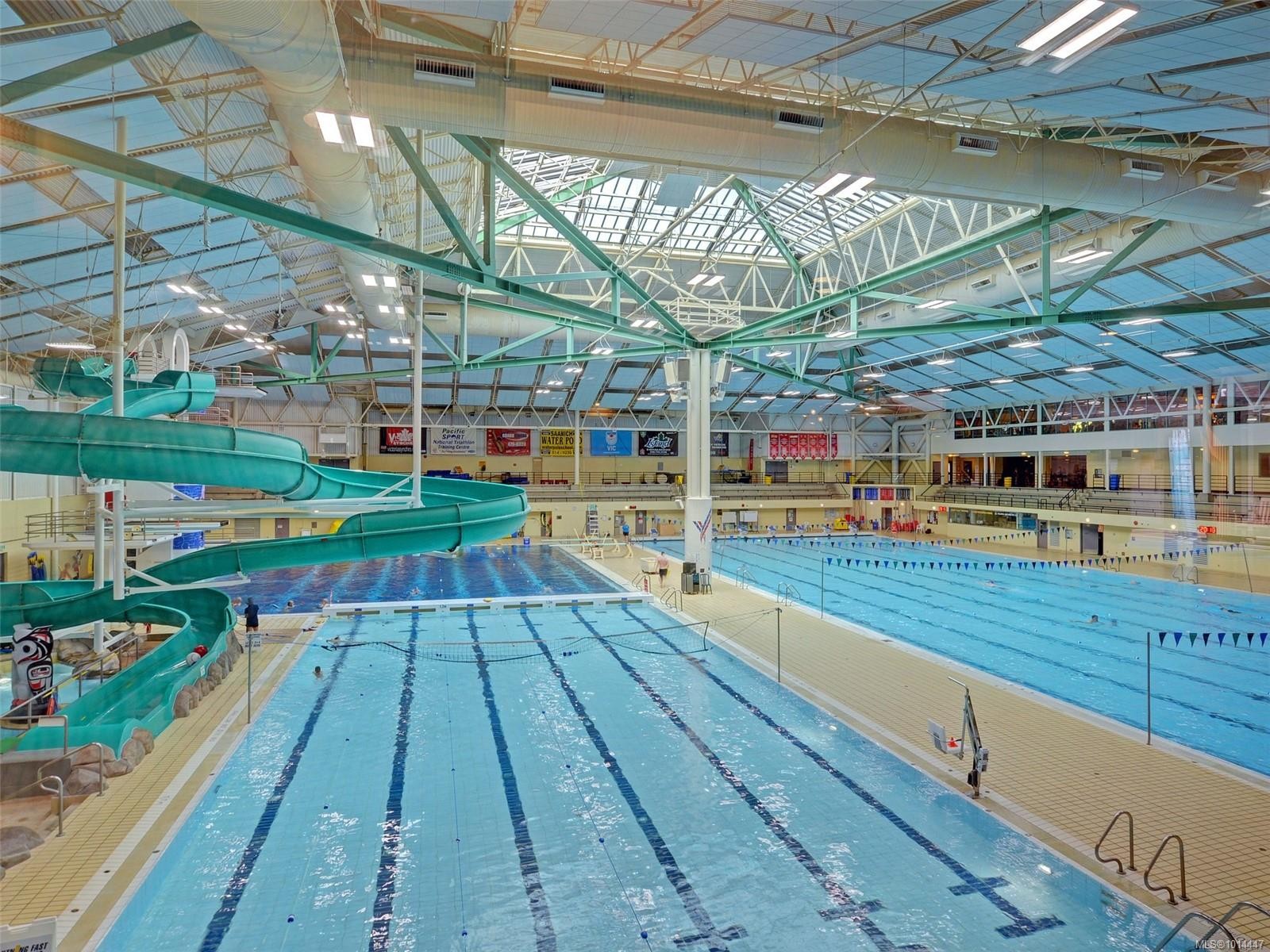 764 Westbury Rd, Saanich, BC