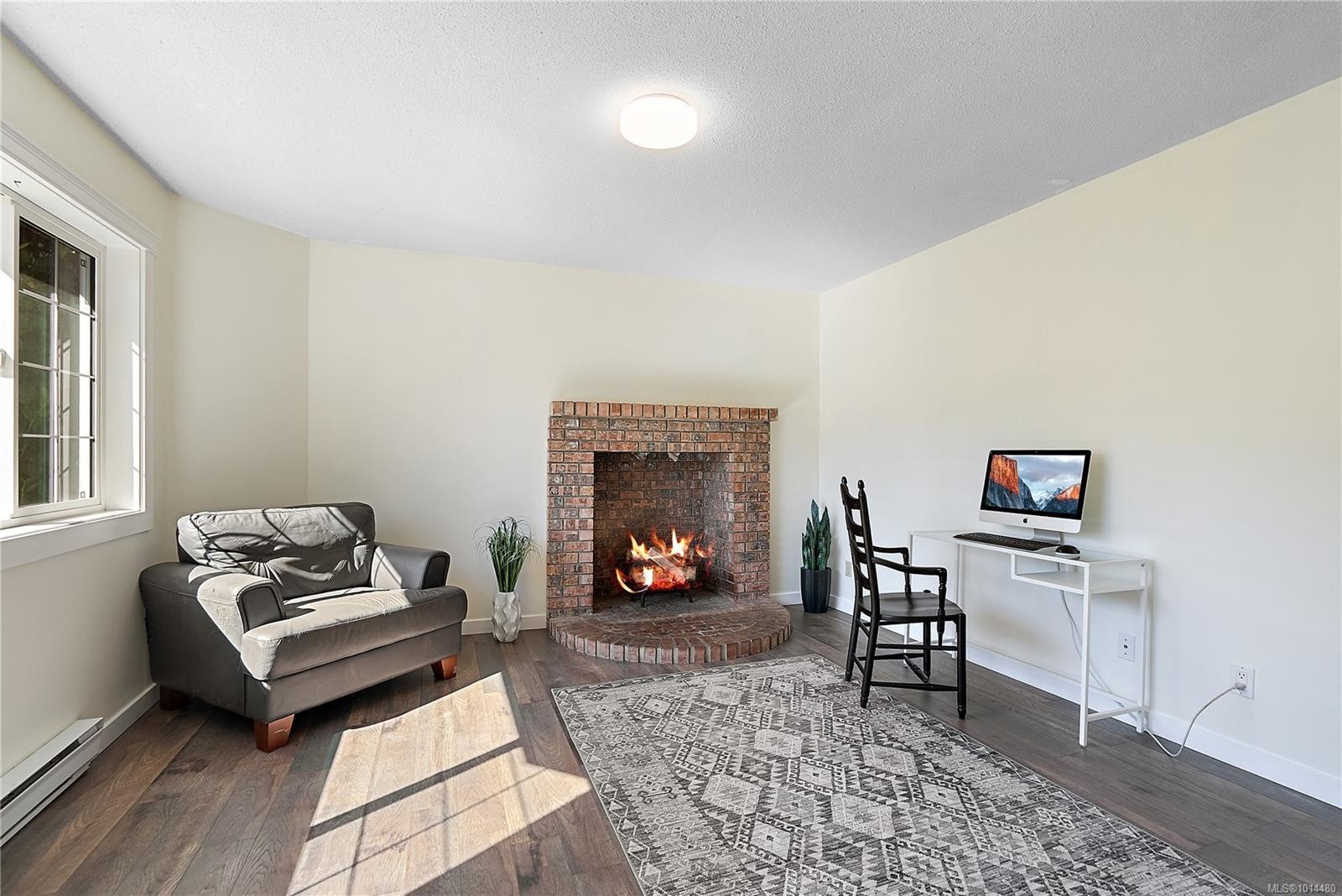 1290 Lidgate Crt, Saanich, BC