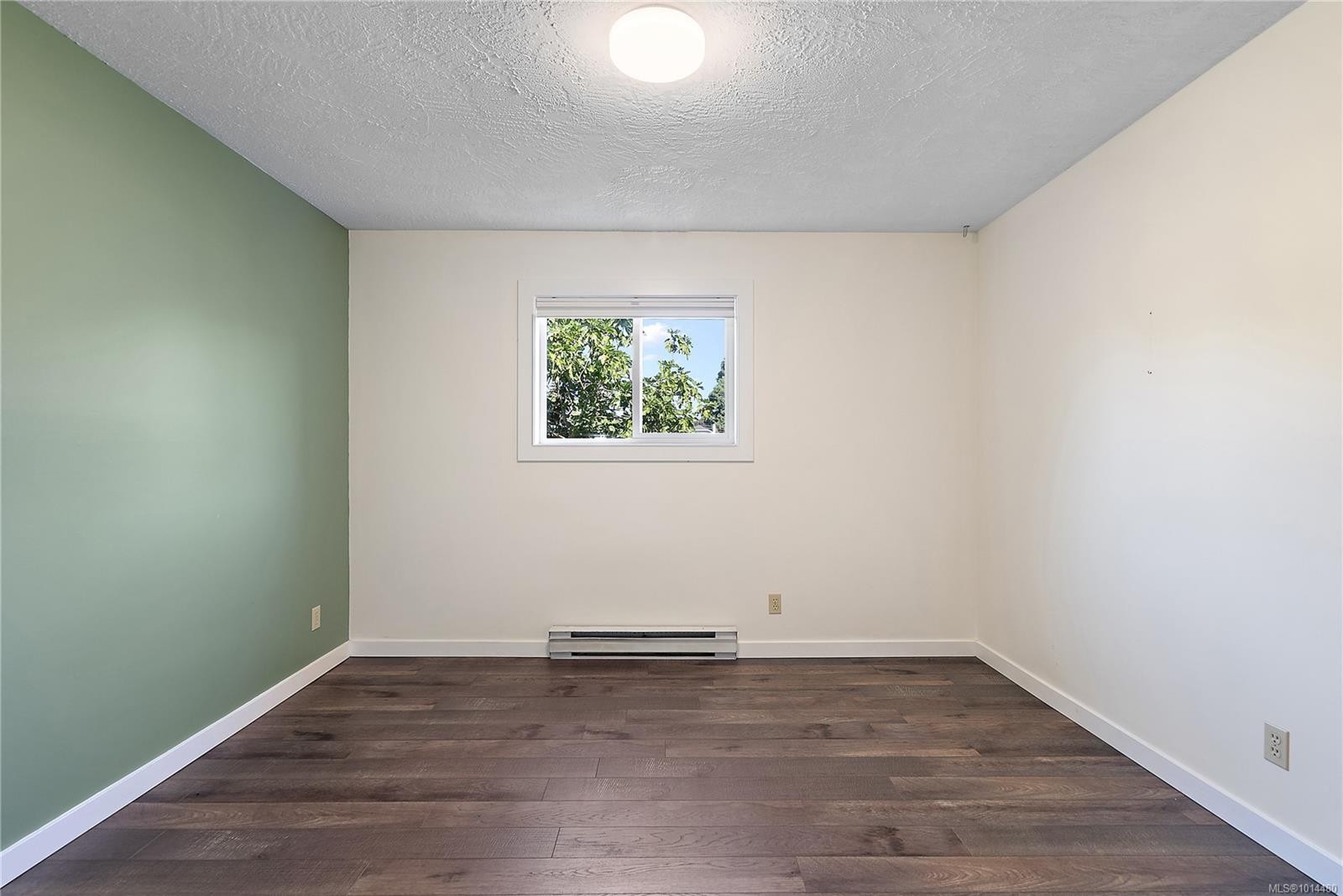 1290 Lidgate Crt, Saanich, BC