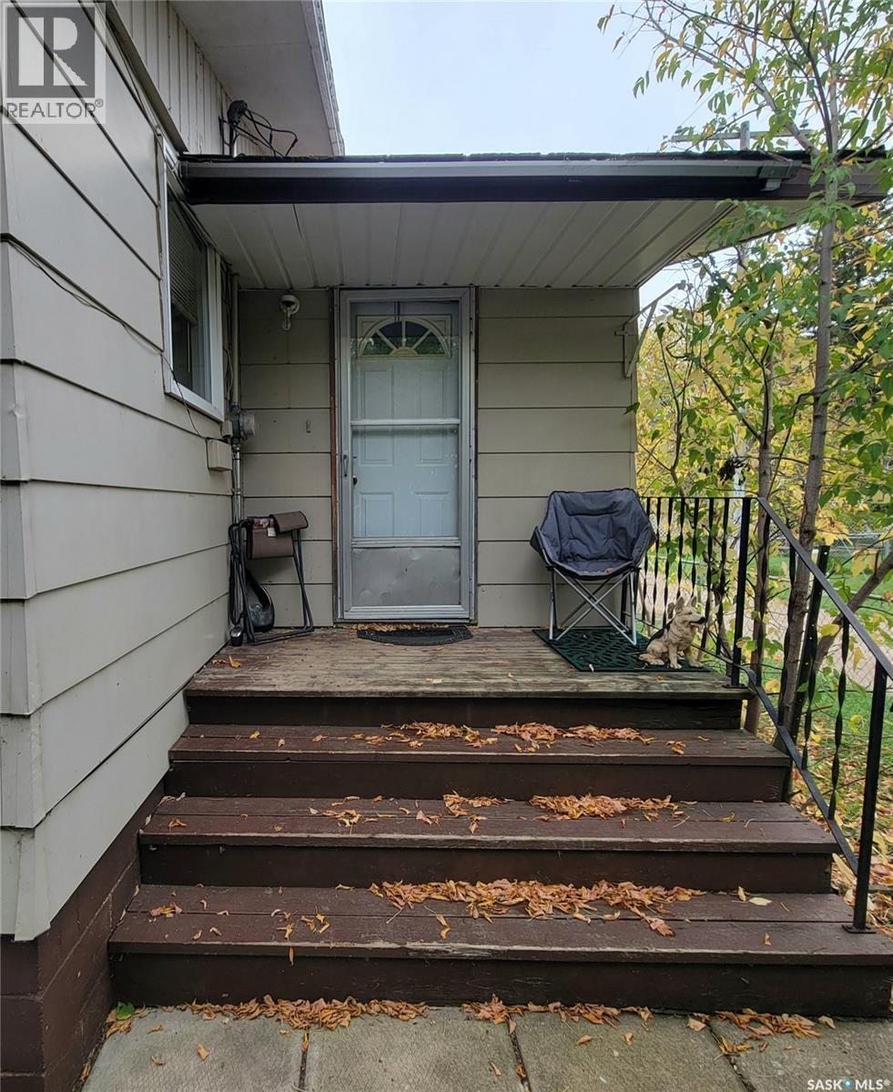 103 Brooks Avenue, Sturgis, SK - Outdoor With Exterior