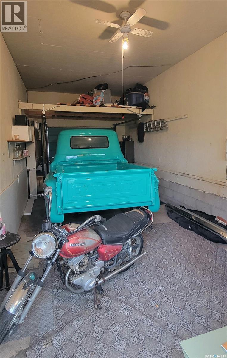 103 Brooks Avenue, Sturgis, SK - Indoor