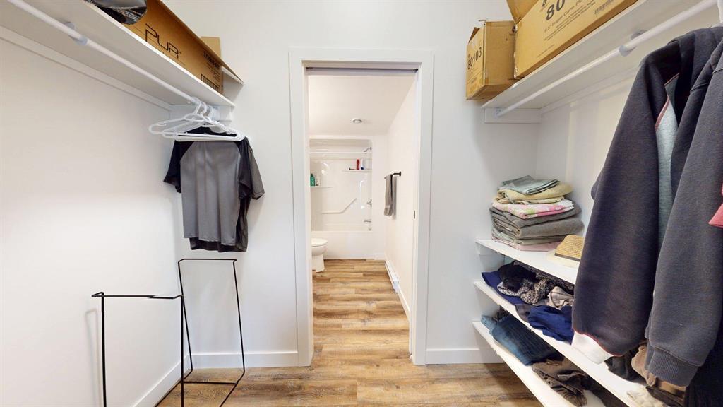 40 Birch Bay, Thomas Lake, MB - Indoor With Storage