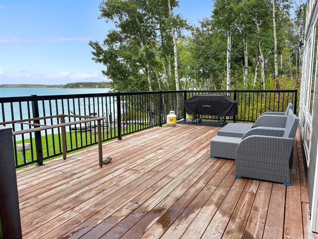 40 Birch Bay, Thomas Lake, MB - Outdoor With Body Of Water With Deck Patio Veranda With Exterior