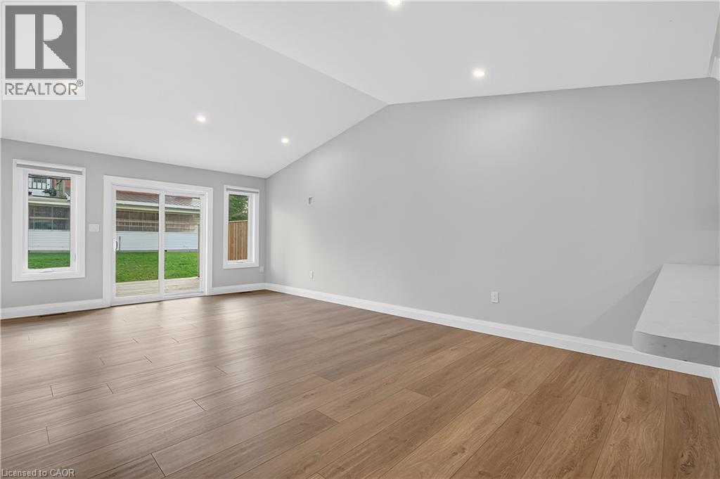 166 Webb Street, Harriston, ON - Indoor Photo Showing Other Room