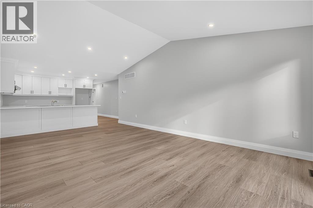 166 Webb Street, Harriston, ON - Indoor