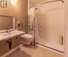 Bathroom With disabled access -