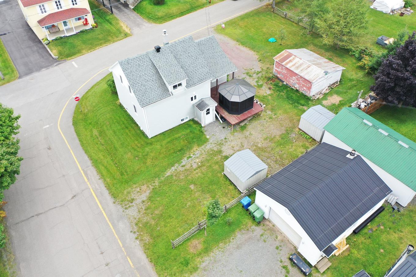 Aerial photo - 94Z Rue Bellevue, Saint-Pamphile, QC - Outdoor With View