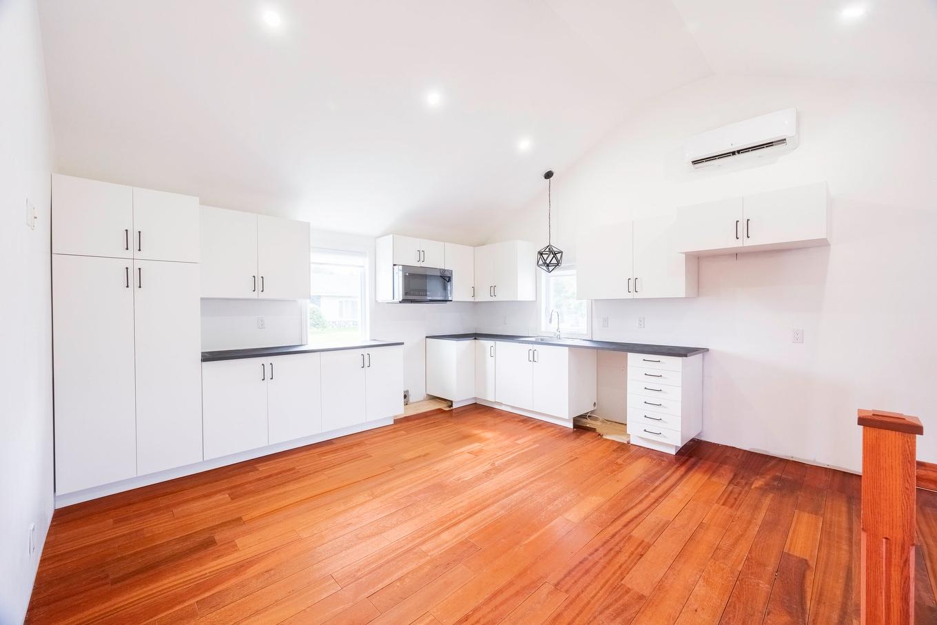 Kitchen - 94Z Rue Bellevue, Saint-Pamphile, QC - Indoor Photo Showing Kitchen