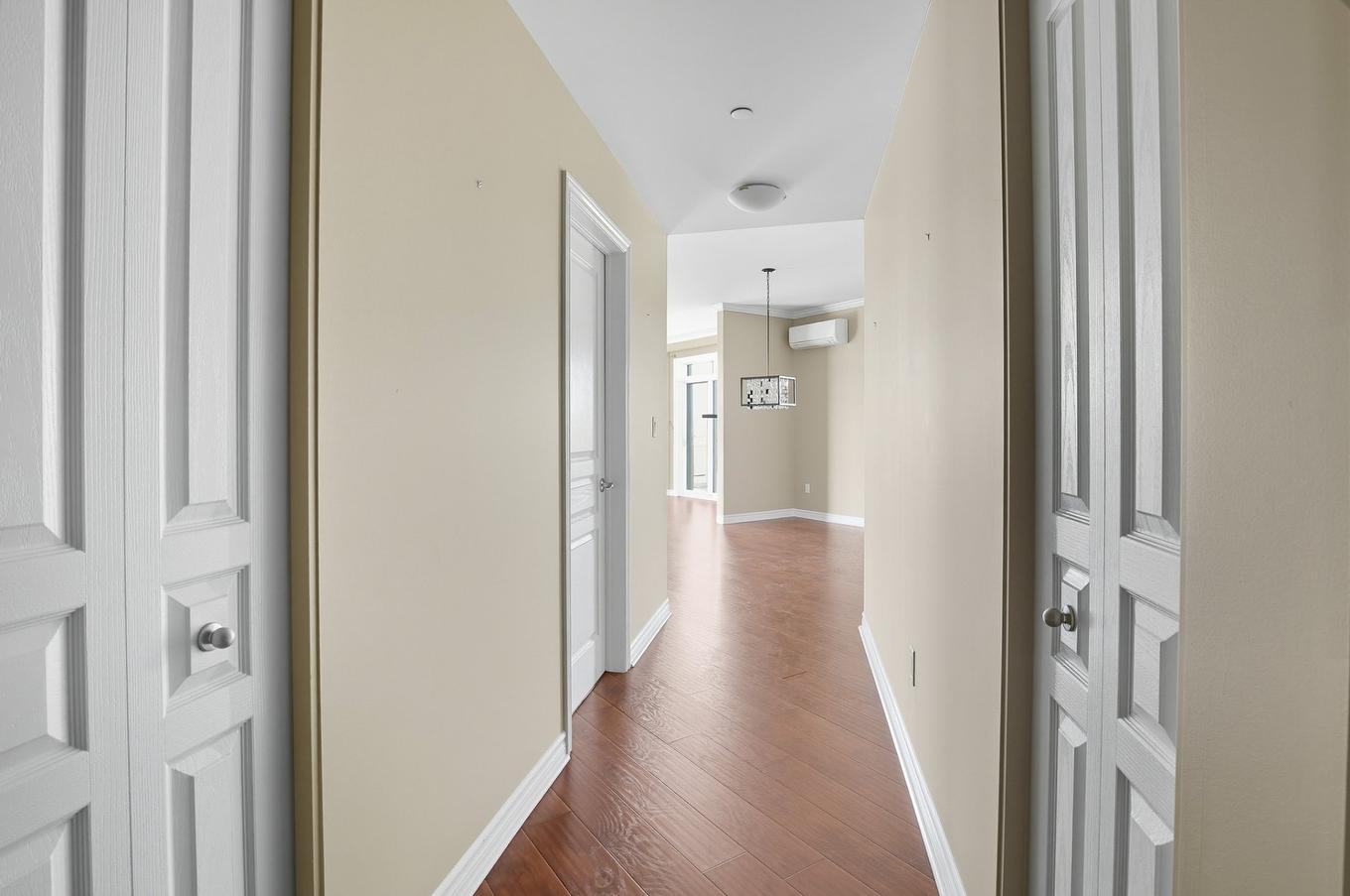 Corridor - 512-1180 Ch. D'Aylmer, Gatineau (Aylmer), QC - Indoor Photo Showing Other Room