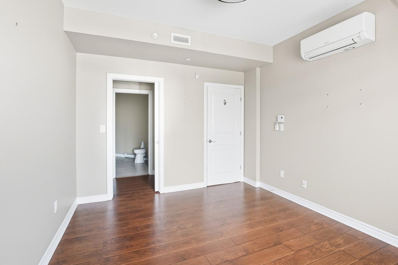 Chambre à coucher principale - 512-1180 Ch. D'Aylmer, Gatineau (Aylmer), QC - Indoor Photo Showing Other Room