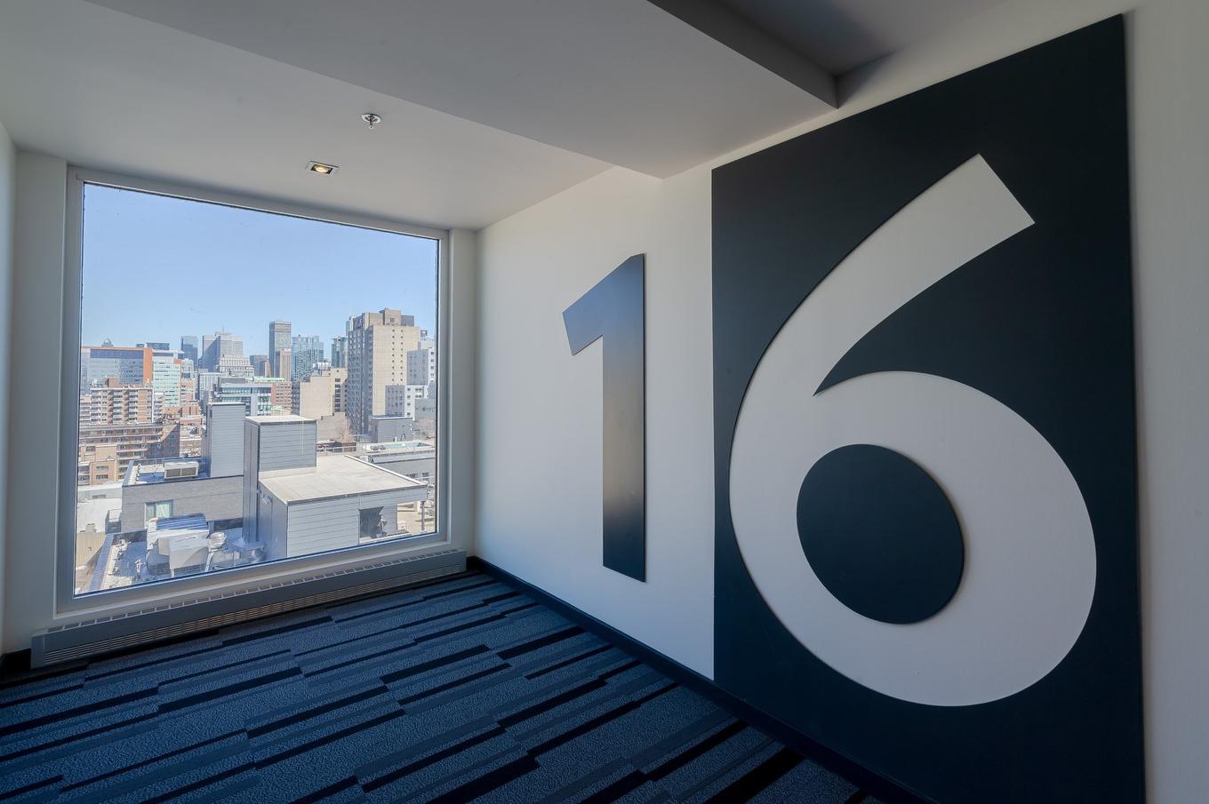 Ascenseur - 1648-1414 Rue Chomedey, Montréal (Ville-Marie), QC - Indoor Photo Showing Other Room