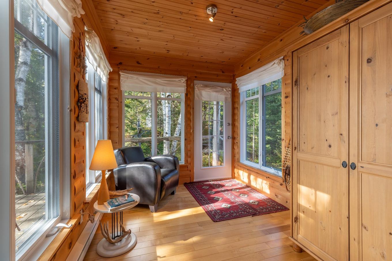 Boudoir - 1351 Ch. Kataway, Saint-Michel-Des-Saints, QC - Indoor Photo Showing Other Room