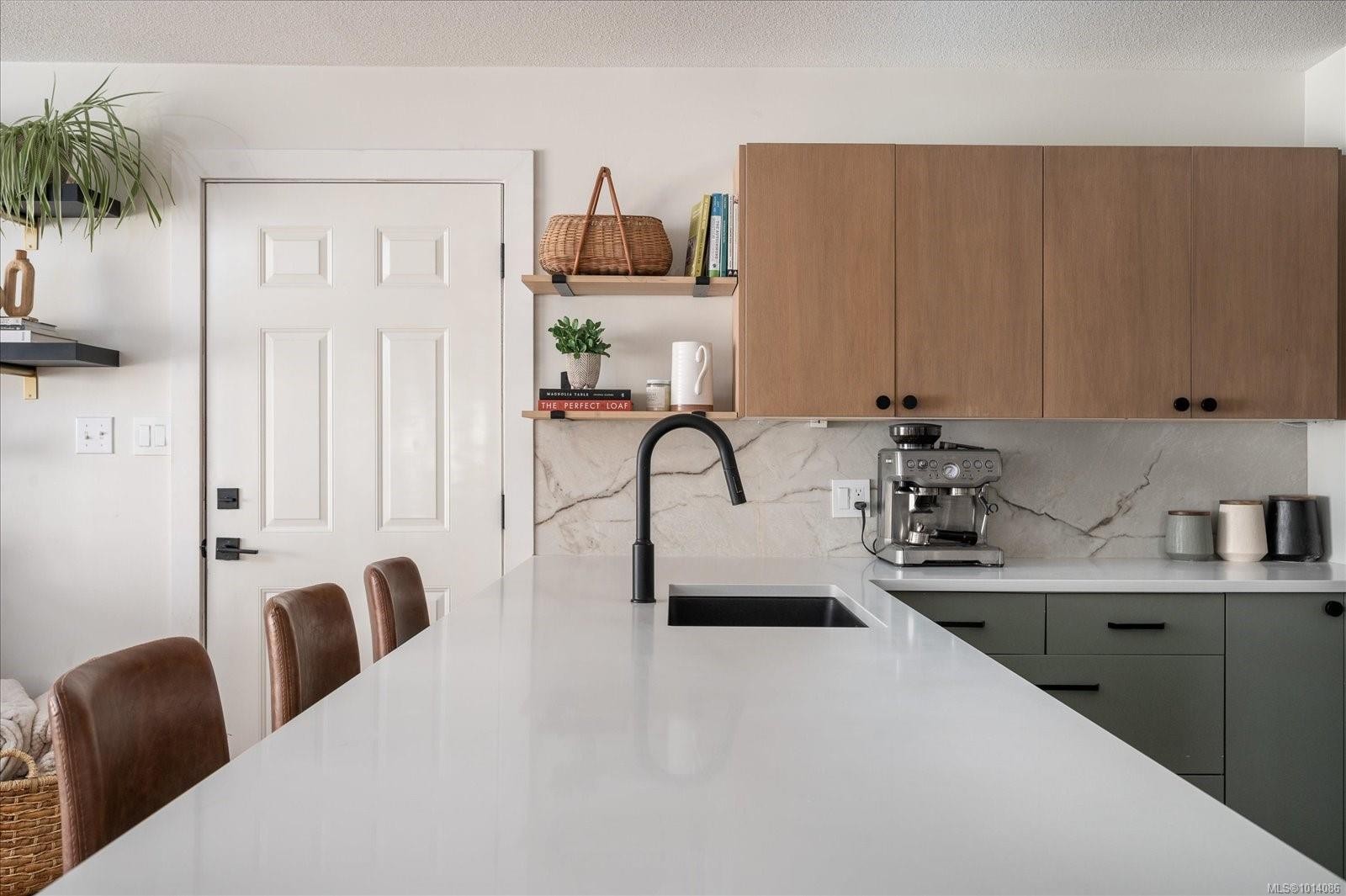 6-4271 Wellington Rd, Nanaimo, BC