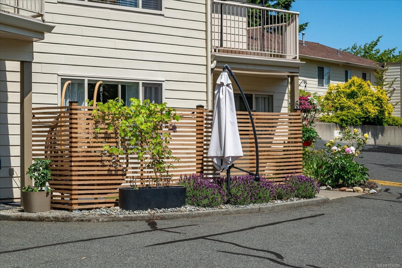 6-4271 Wellington Rd, Nanaimo, BC